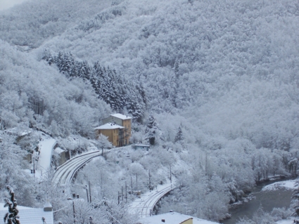  Image name: molino 2008 pasqua 024.jpg 
 width: 425 pixel 
 height: 319 pixel 
 Size: 126467 bytes 
 Click to enlarge 